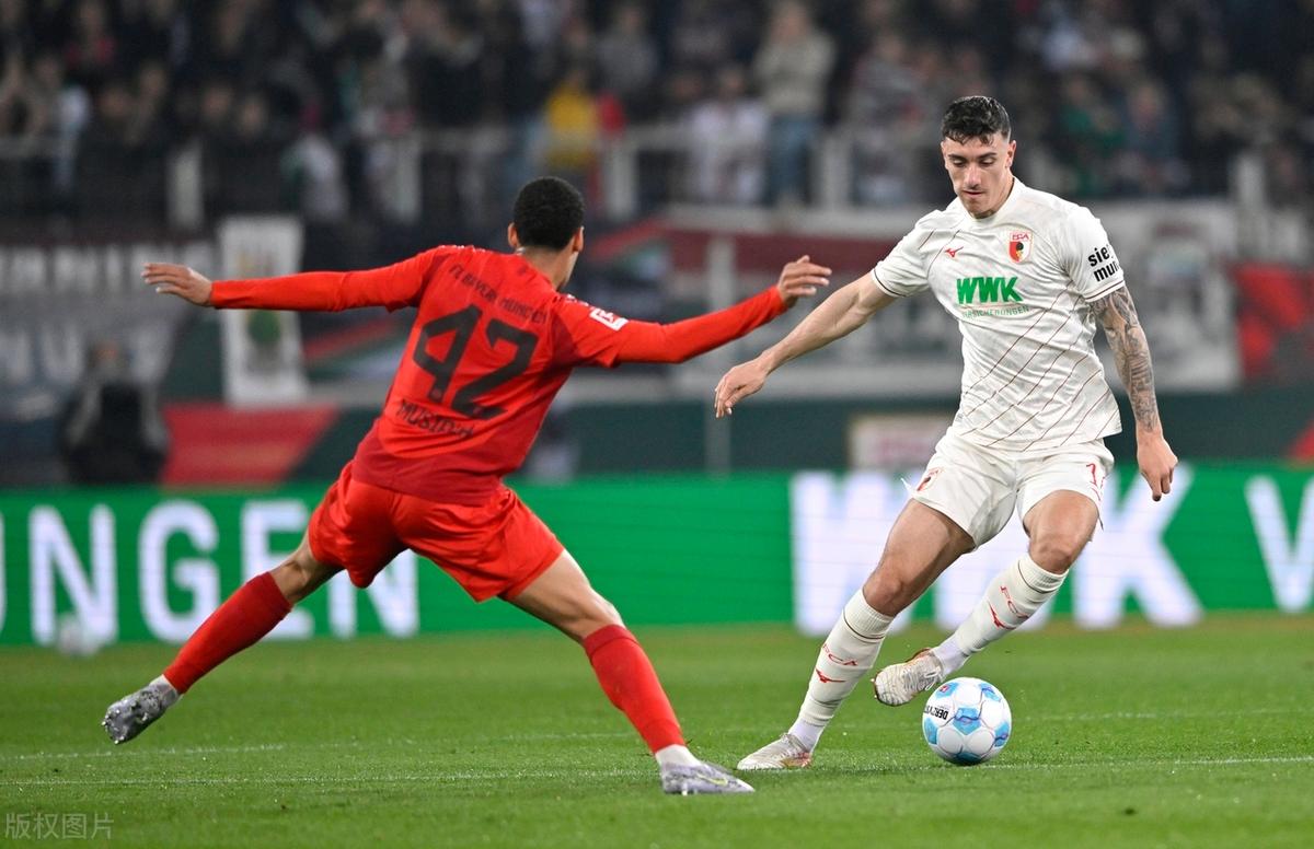 九游娱乐-凯恩重返赛场，出色防守首场状态出色，日本队观众沸腾！