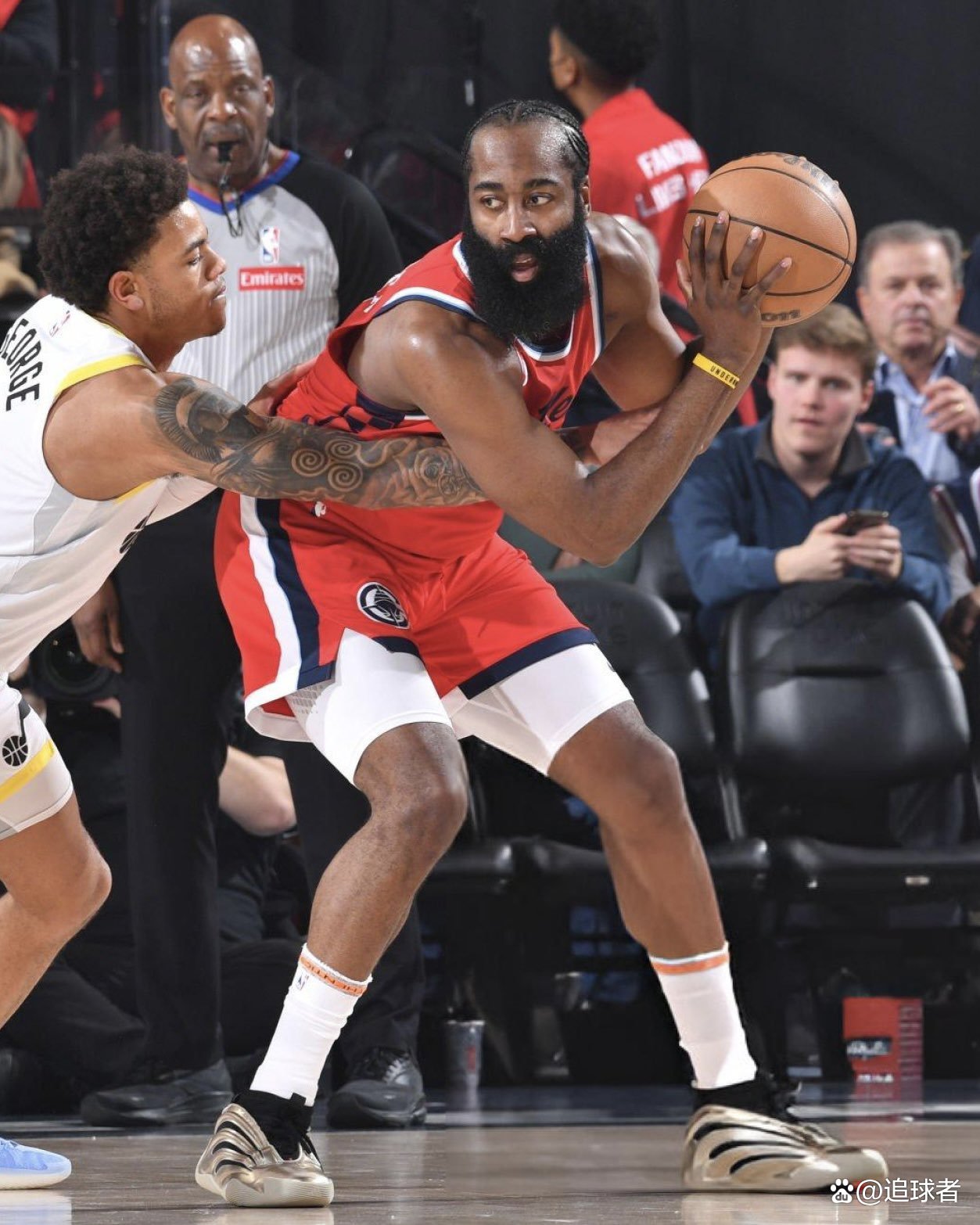 九游娱乐-包含哈登在FPX比赛中精彩发挥,连败引发热议!的词条