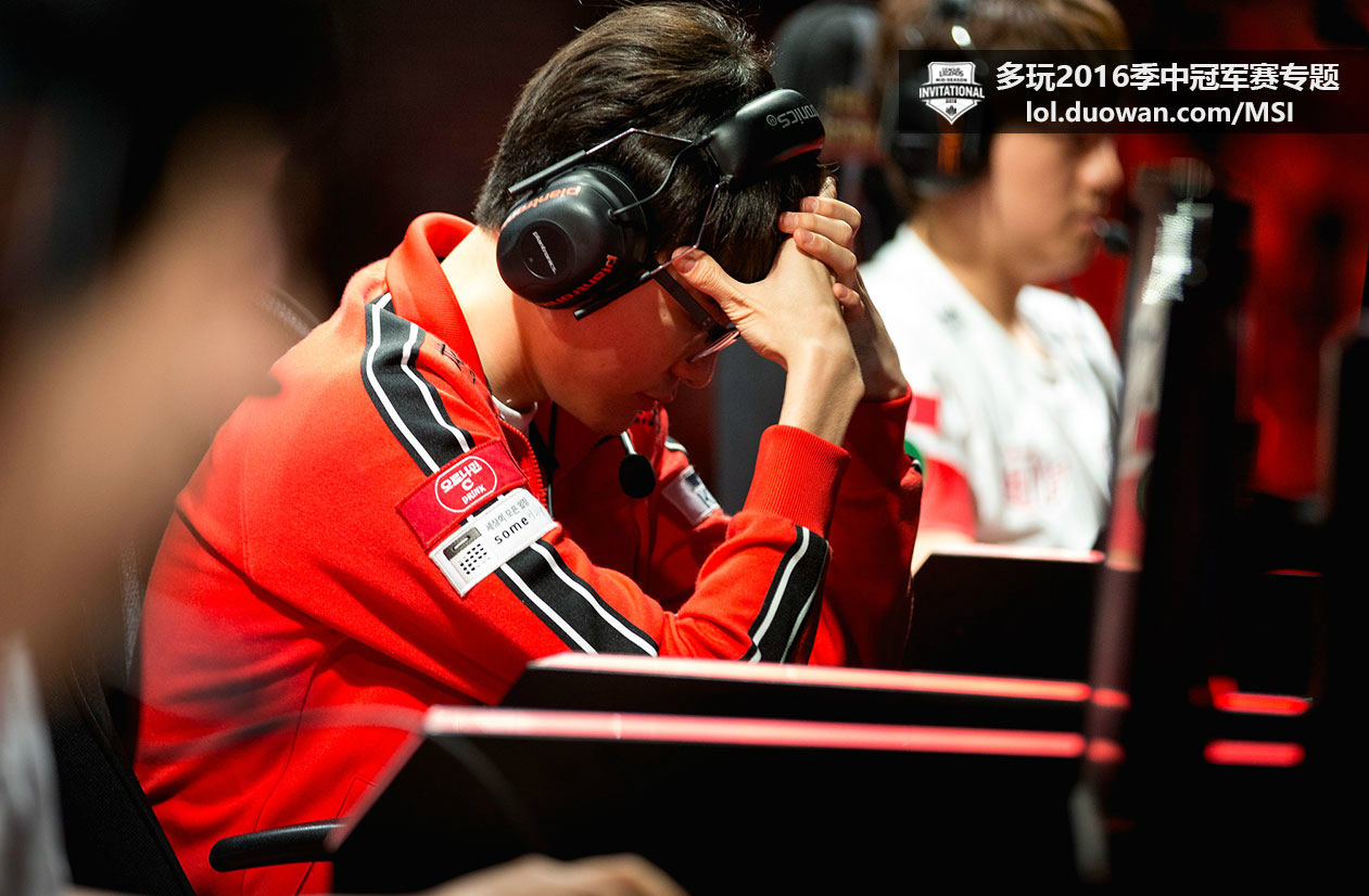 九游-关于Faker回归赛场,回归赛场首场状态亮眼,RNG观众沸腾!的信息