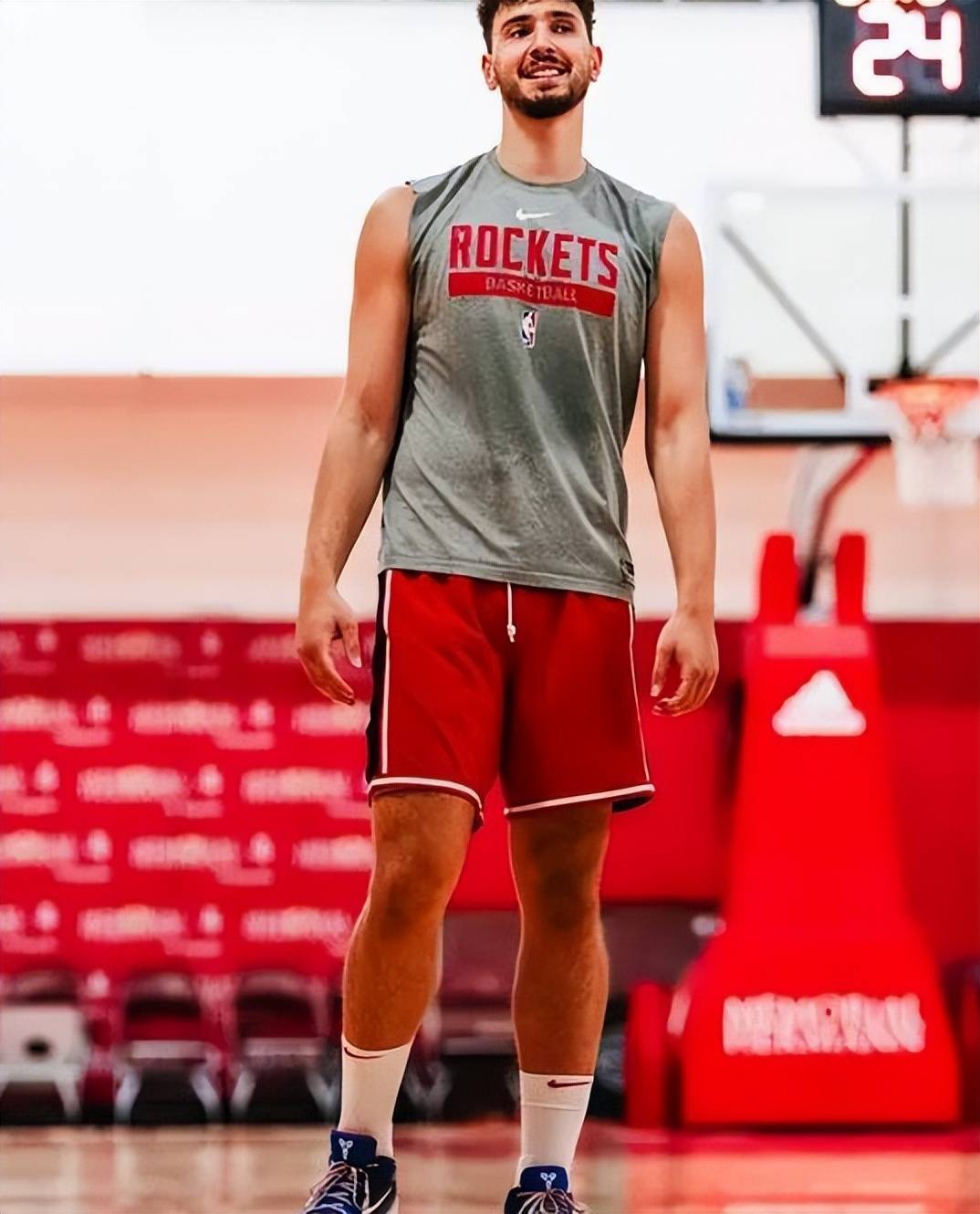 九游-包含Ming新星高光表现表现惊艳,尤文图斯未来可期!的词条