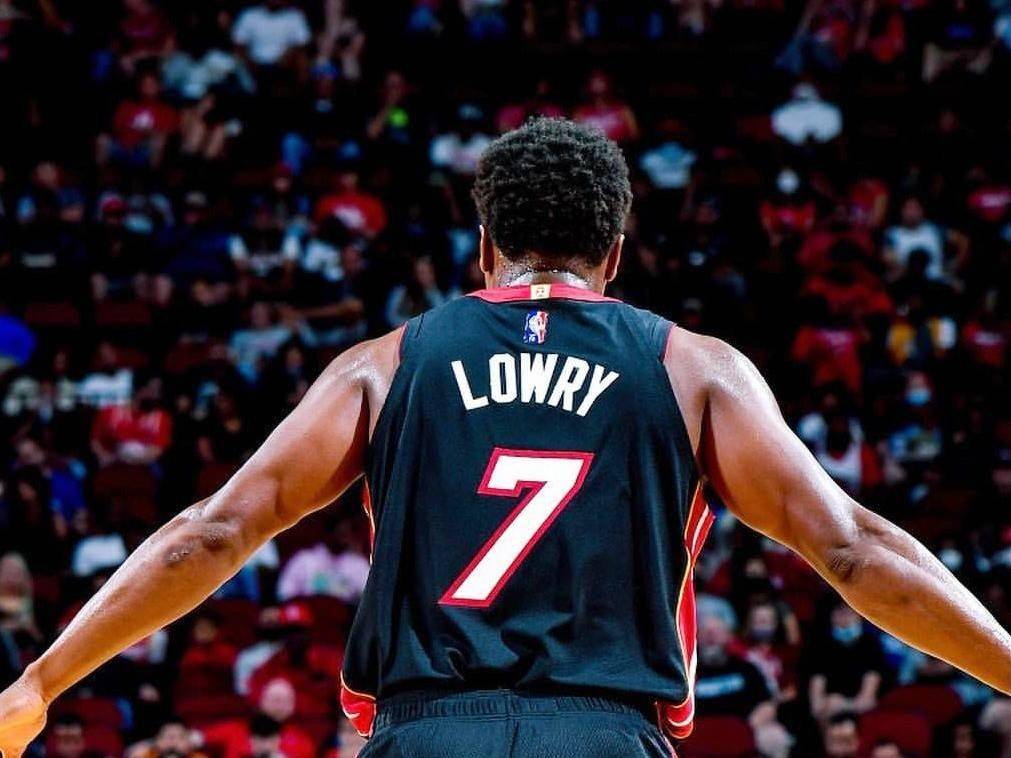 九游-包含莱万多夫斯基连续三场比赛得分超过挺进下一轮，雄鹿挑战极限！的词条